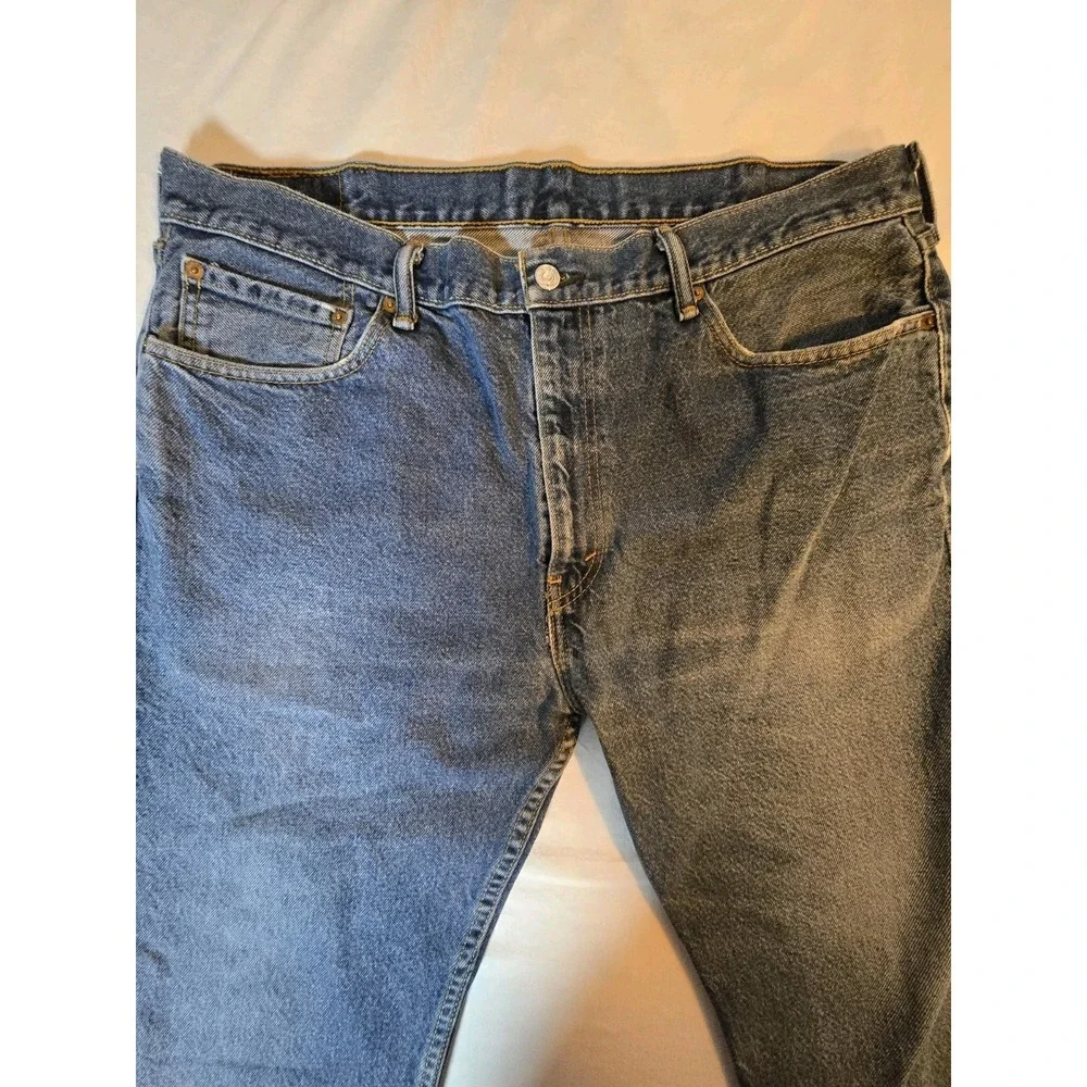 Levis 505 Jeans Mens 40 X 30 Blue Denim‎ Straight Leg Regular Fit Medium Wash